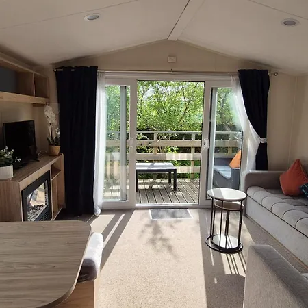 Campsite Fernley Retreat *